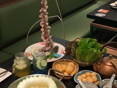 -得意咚瓜·顺德鱼生·冬瓜火锅(深圳首店)