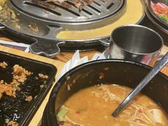 -青瓦炭韩潮烤肉(花园道店)