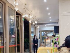 -鹏城人家海鲜酒家·23年老字号(较场尾店)