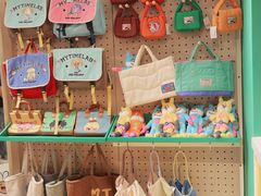 -燕莎奥特莱斯购物中心