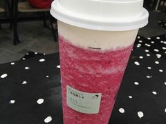 芝芝莓果-喜茶(北京三里屯太古里店)