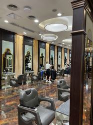 -八佰伴8008星级形象店