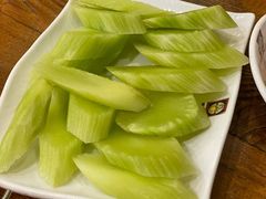青笋-喇喇排骨火锅·传统韩式脊骨汤(望京西园总店)