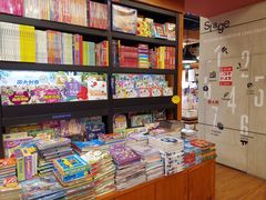 -西西弗书店&矢量咖啡(静安大悦城店)