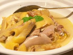 招牌盐蒸鸡-话梅·客家小厨(东门店)