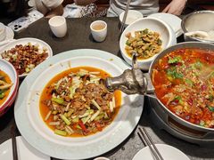 -万重锦·人文川菜馆(骡马市店)