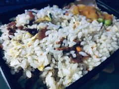 -淮安人特色蛋炒饭(李府街店)