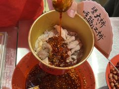 -鹤江桥·红油牛肉粉(SKP店)