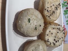 -小杨生煎(浦江欢乐颂店)