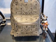 -MCM(比斯特上海购物村店)