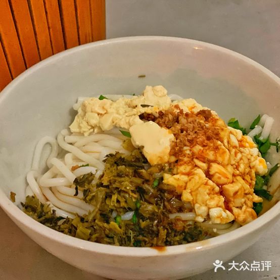 桥村委豆花米线(前卫路58号小区店)