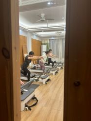 -依灵瑜伽普拉提连锁