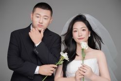 -雪中彩影婚纱摄影·微光艺术中心