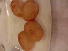 蟹粉玉兰饼-水上明月·湖景餐厅