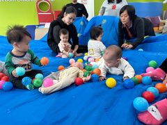 -乐融婴幼儿成长中心(四季青校区)