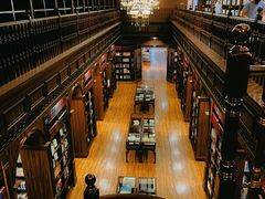 -武汉大学图书馆·文理学部总馆