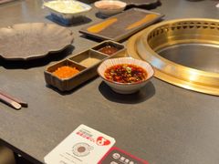 -铭牛烧肉·和牛海鲜自助(高新月牙湖店)