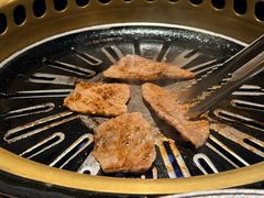 -炼火烤肉店