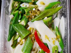 雪菜炒山药秋葵-小厨娘淮扬菜(天印大道店)