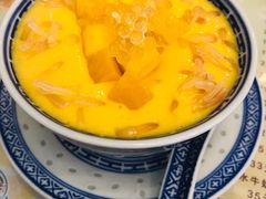杨枝甘露-广信牛奶甜品世家(台东店)