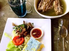 -蝶豆花蓝面条