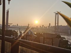 -冰冰龙虾·江湖菜·花园江景餐厅