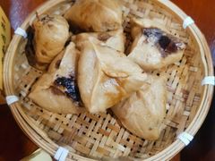 -黄桷树曹家私房菜(江与城店)