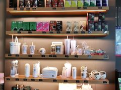 零售区-星巴克(潍坊胜利东街银座商城店)