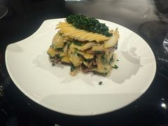 -HOMES上海本帮菜(襄阳公园店)