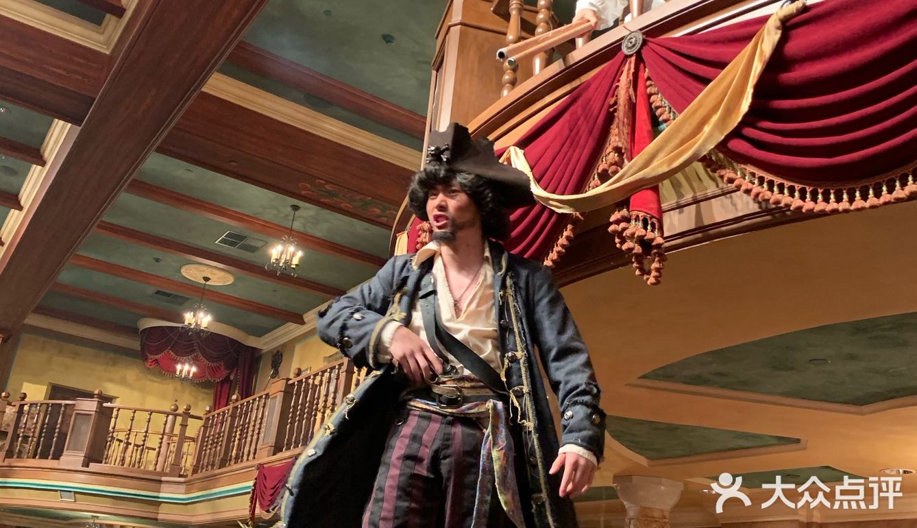 上海迪士尼乐园风暴来临杰克船长之惊天特技大冒险