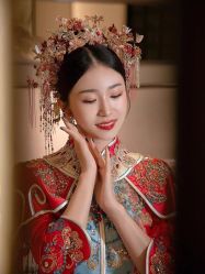 -艾朵婚纱