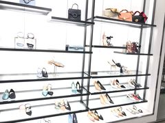 -CHARLES&KEITH(1234space店)