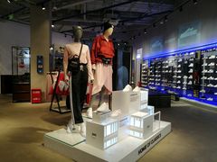 -阿迪达斯(武林银泰三叶草店)