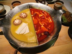 台式麻辣锅-湊湊火锅·茶憩(杭州湖滨银泰in77店)