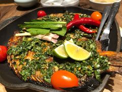 -新田360广场(上海华侨城店)