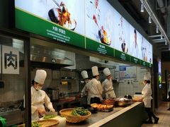 -费大厨辣椒炒肉(高铁吾悦广场店)