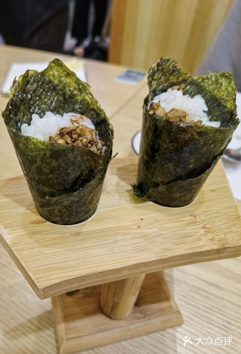 小句号日本料理(江宁万达店)鹅肝手卷图片