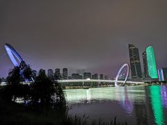 -南京眼步行桥