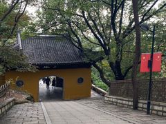 -灵岩山风景区