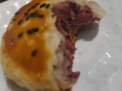 经典玫瑰鲜花饼-茶花妹子云南餐厅(传媒大学店)