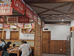 -冶建镜子·老南昌大排档·江西虾王(总店)