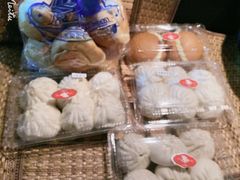 -白玉兰食品甜凤店(合生汇店)