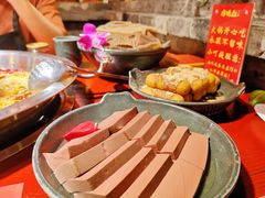-谭鸭血老火锅(娄星区长青街店)