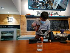 -Be Lived Cafe比例咖啡(摩天轮店)