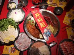 -谭鸭血老火锅(万象九宜城店)