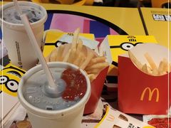 -麦当劳(政通路店)