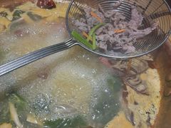 -洱火云南酸菜牛肉火锅(石景山当代商城店)