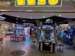 -蹦蹦乐园(南桥百联店)