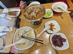 -南城香·饭香串香馄饨香(青年路店)