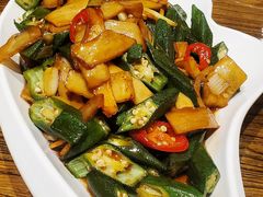 秋葵杏鲍菇-小时候文化餐厅(盘山店)